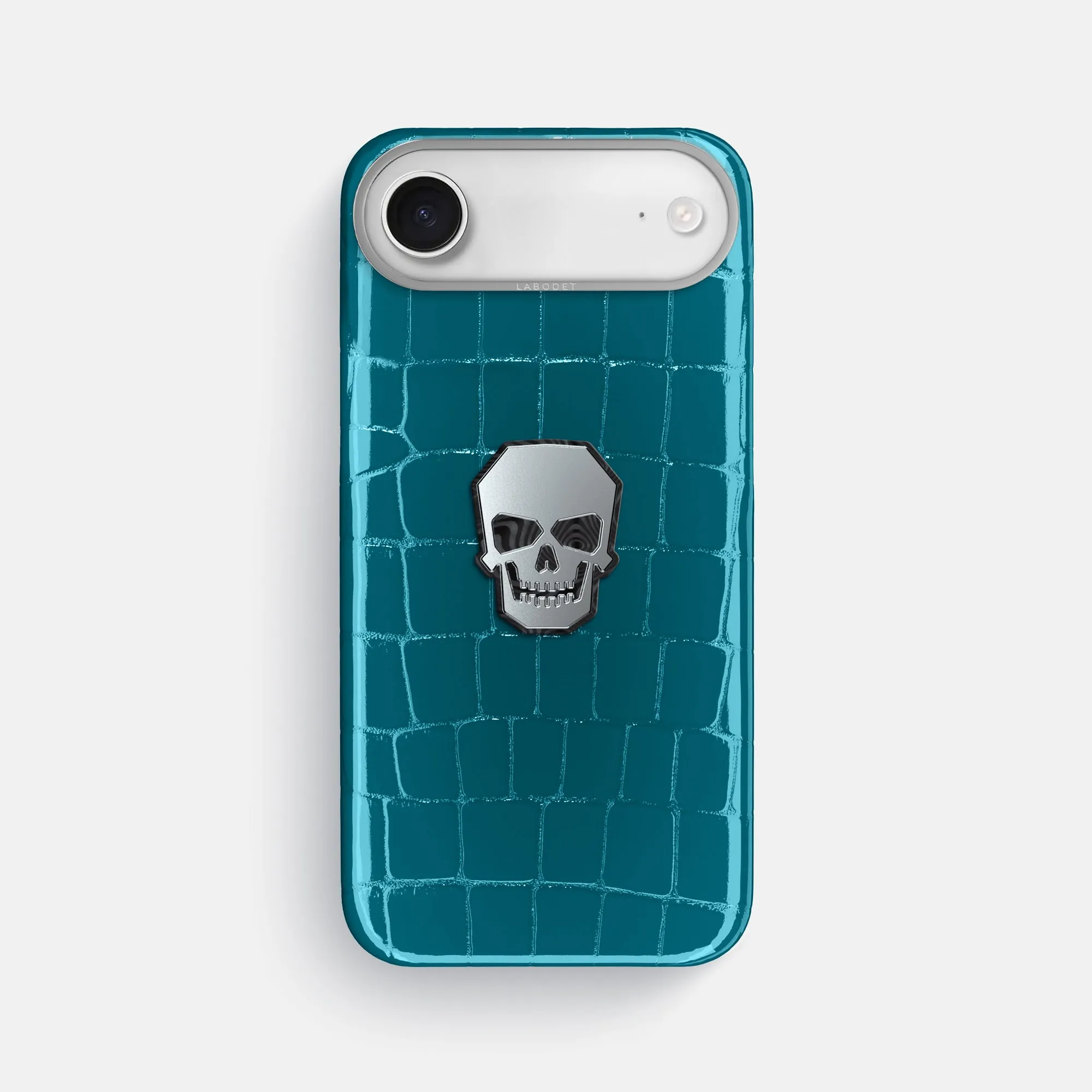 Classic Case With Titanium Skull For iPhone 17 Air In Shiny Alligator Sleek Profile