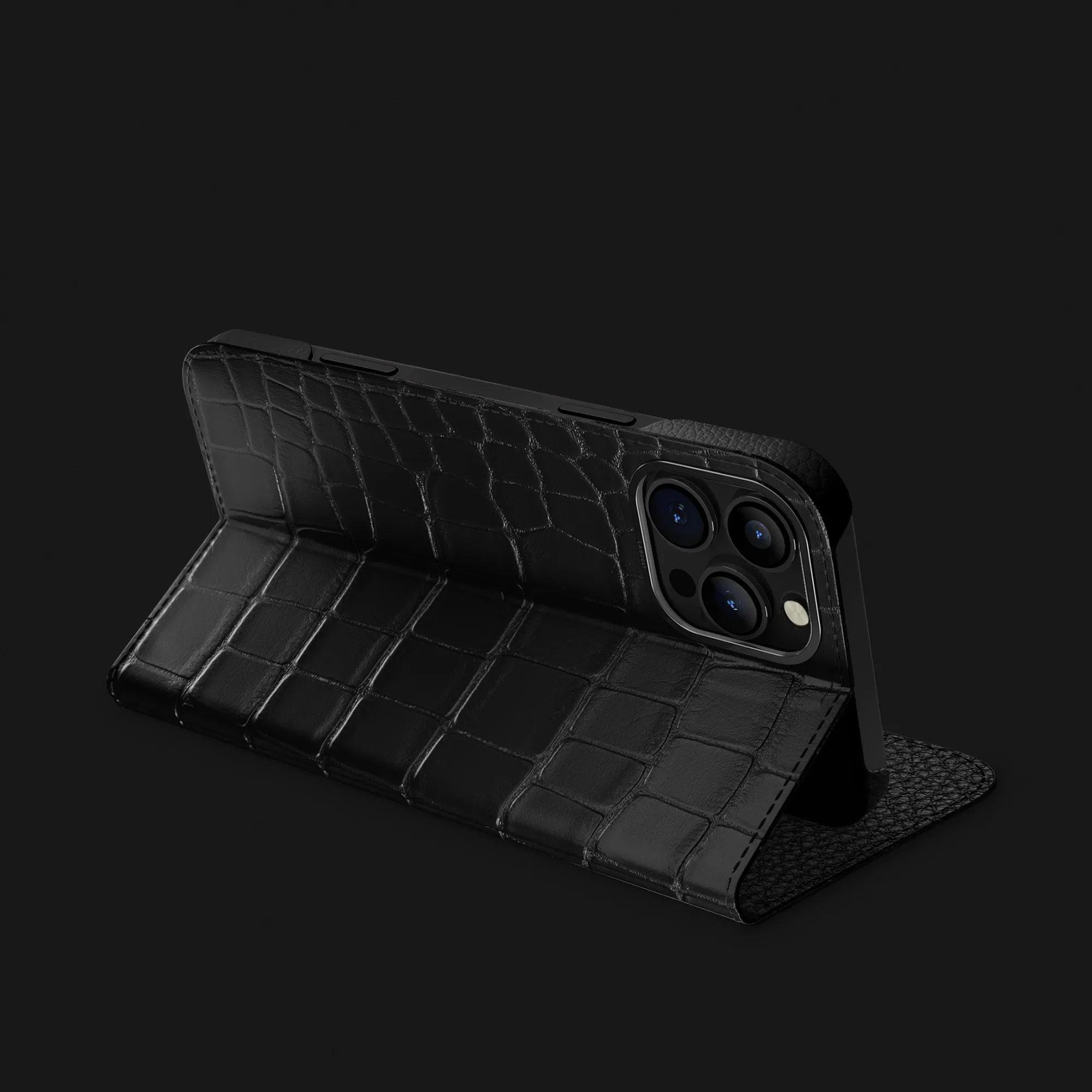 Polished Detail High strength Folio Stand Case Edition Black For iPhone 16 Pro Max In Alligator