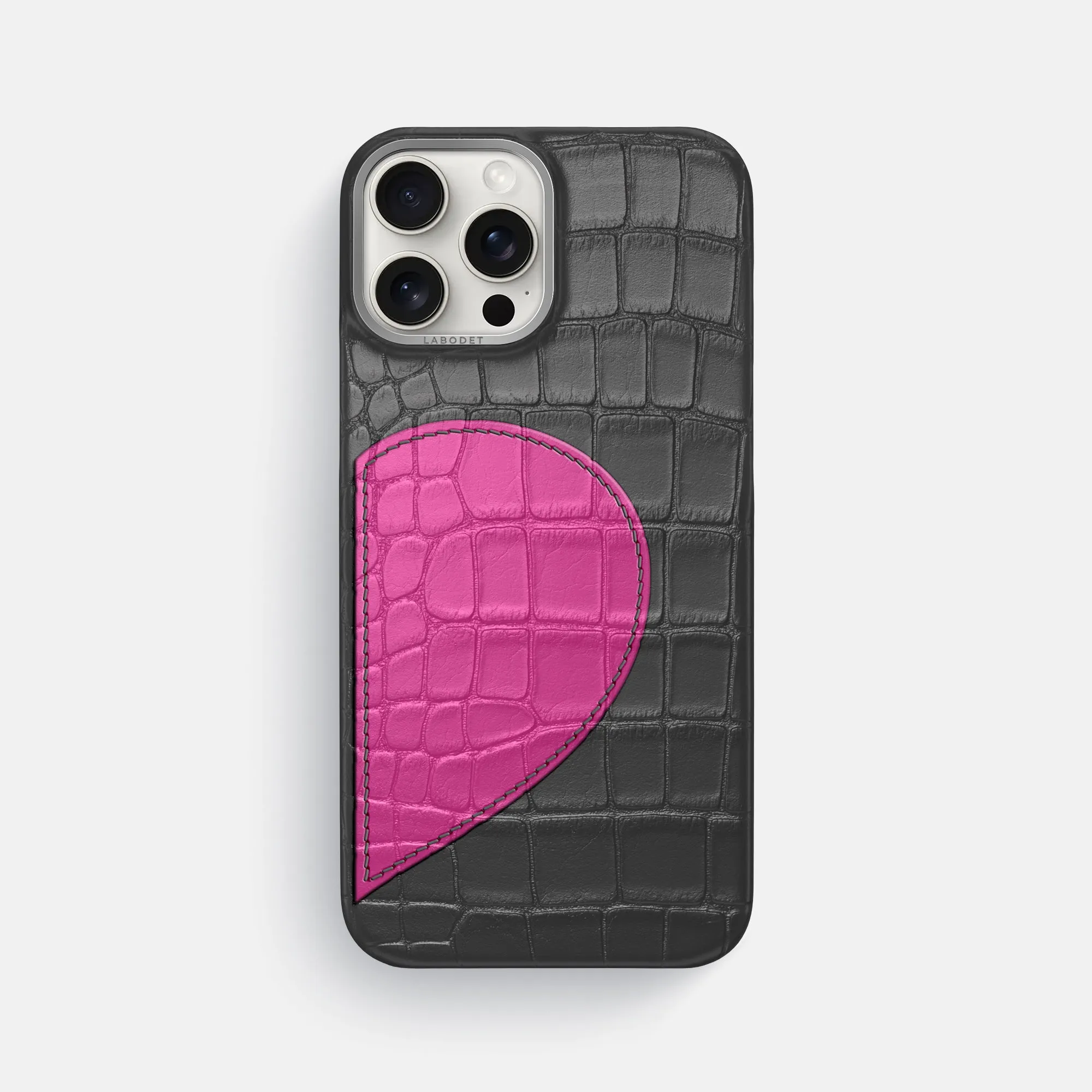 Classic Case With Half Heart - Left For iPhone 16 Pro Max In Alligator Classic Frame Polished Detail